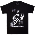 Amy Winehouse Unisex T-Shirt: Chair (Black)
